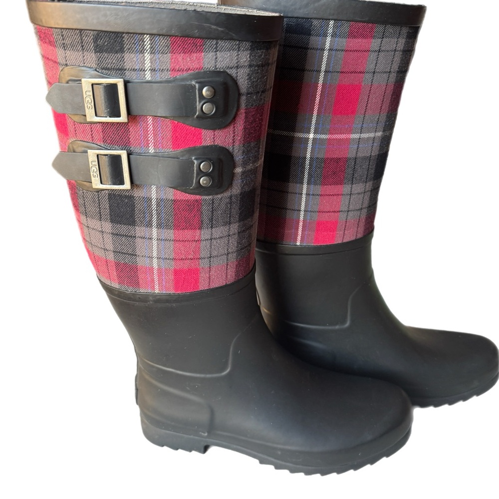 UGG Plaid Rain Boots Women’s Size 9 Waterproof Buckle